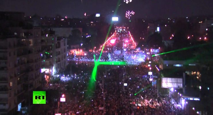 Fourth of July Comes a Day Early to Cairo after Fundamentalist President is Removed (video)