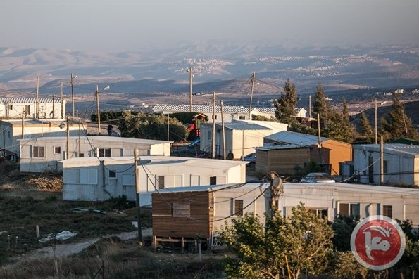 Israel to legalize squatter outposts in Palestinian West Bank, hinting at Annexation