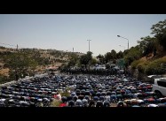 Huge Palestinian Demos over Sacred al-Aqsa lead Israel to lift all Restrictions