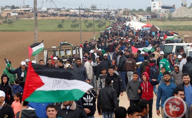 Israeli Snipers Murder 17, wound dozens of Trapped Refugee Protesters at Gaza Border