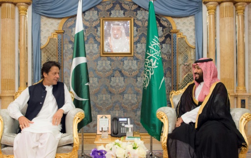 Pakistan Invites Saudi Arabia to Invest in China Economic Corridor