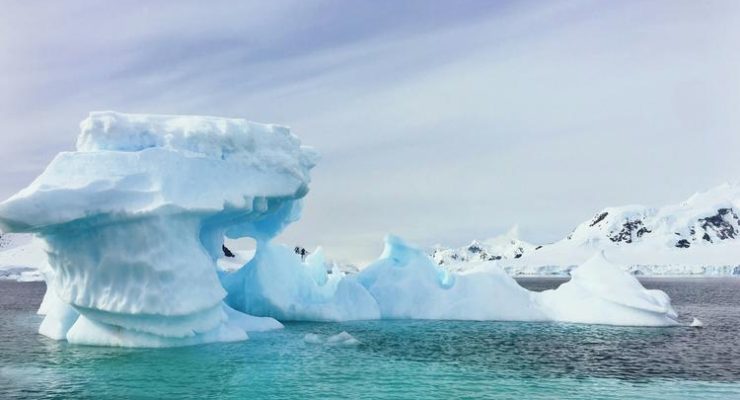 A Single Antarctic heatwave or storm can Noticeably Raise the Sea Level