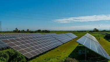 Solar Panels’ Shade helps boost Colorado grassland Productivity in dry Years