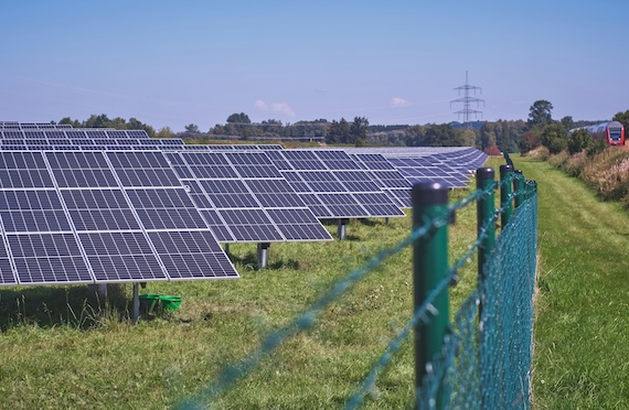 Solar Power outstripped all others in Europe last Month for First Time