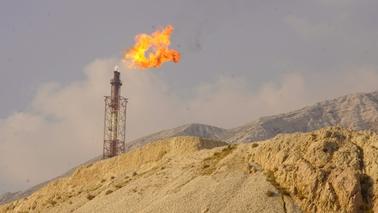 Trump pushing Allies to Buy US Gas is bad Economics and a Climate Catastrophe