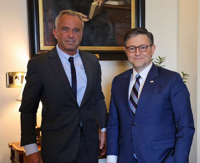 Trump Eyes Privatizing Medicare for Insurance Industry